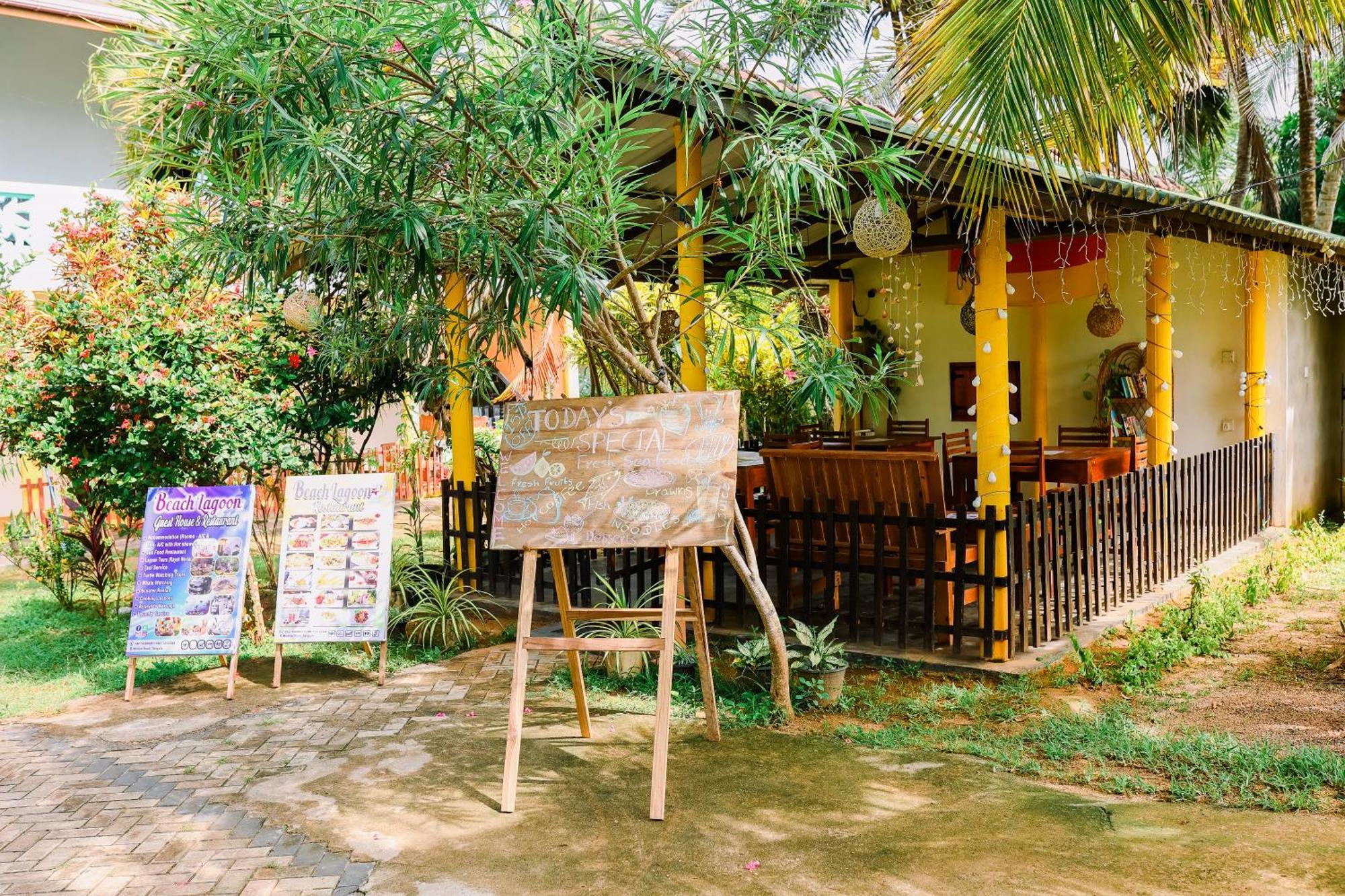Beach Lagoon Guesthouse Tangalle Eksteriør bilde
