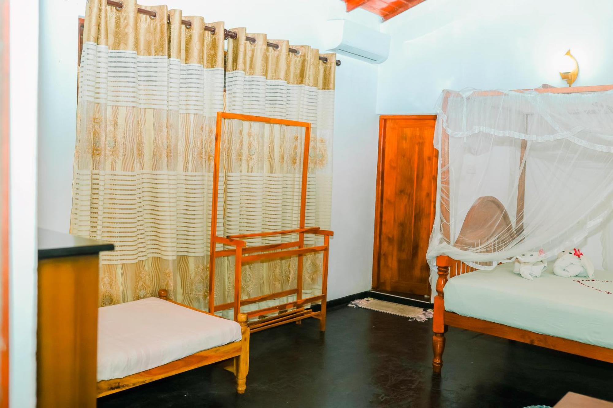 Beach Lagoon Guesthouse Tangalle Eksteriør bilde